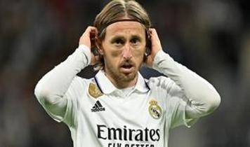 Real Madrid'in efsane oyuncusu Luka Modric vedaya hazırlanıyor