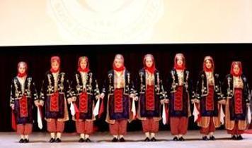 Geçmişten Günümüze Niğde Motifleri Defilesi düzenlendi