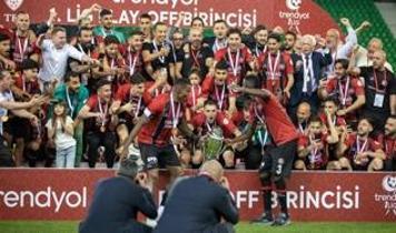 Gençlik ve Spor Bakanı Bak'tan Fatih Karagümrük'e tebrik mesajı!