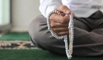 Arefe günü okunacak dualar ve sureler! AREFE GÜNÜ ÇEKİLECEK TESBİHLER VE ZİKİRLER