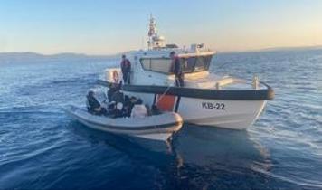 İzmir'de göçmen operasyonu: 47 kişi denizden karaya çıkartıldı