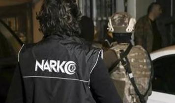 Adana'da uyuşturucu tacirlerine yönelik operasyonda 6 şüpheli tutuklandı