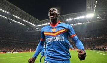 Göztepe, Anderlecht'in Dennis teklifini reddetti!