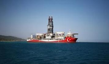 Akdeniz'de enerji oyunu sertleşiyor: Türkiye Libya sahasına giriyor