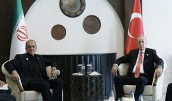 Cumhurbaşkanı Erdoğan, İran Cumhurbaşkanı Pezeşkiyan ile bir araya geldi