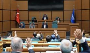 AK Parti Grup Sözcüsü Taylan: Üsküdar Belediye Meclisi'nde fahiş fiyat artışları!