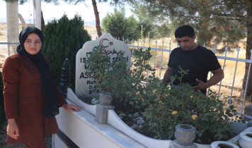 15 Temmuz 2016'da şehit olan askerin Diyarbakırlı evlatları: Babamızla gurur duyuyoruz