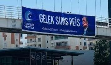 Diyarbakır'da 'Gelek Sıpas Reis' pankartı asıldı: 'Teşekkürler Reis'