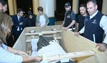 Kültür Bakanı Ersoy: Roma İmparatoru Marcus Aureliusun heykeli 65 yıl sonra Türkiye'ye iade edildi