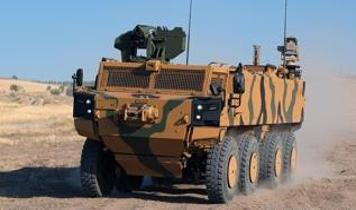 IDEF'teki tarihi geçit töreninin öncüsü PARS İZCİ, güvenlik güçleri için bir ilk