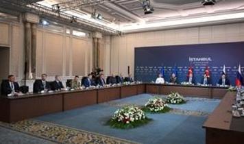 Barış masası bir kez daha İstanbul'da kuruldu: Türkiye kimsenin yapmadığını yaptı