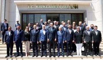 Enerji Bakanı Bayraktar, Kırklareli Valiliği'ni ziyaret etti