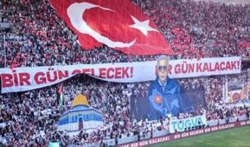 TÜGVA Programı'nda coşku ve mesaj dolu koreografi: Bir gün gelecek bir gün kalacak