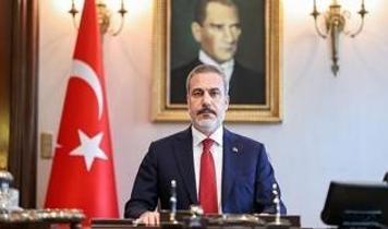 FETÖ'nün kaleminden aynı senaryo: Fidan'a yönelik diploma iftirası belgelerle çürütüldü