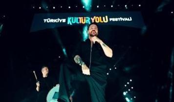 Sinan Akçıl Nevşehir Kültür Yolu Festivali'nde sahneye çıktı
