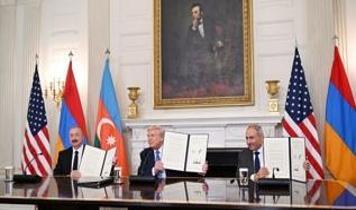 ABD arabulucu oldu: Azerbaycan ve Ermenistan arasında imzalar atıldı