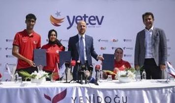 Yeni Türkiye Eğitim Vakfı (YETEV) 3 milli okçuya destek sağlayacak