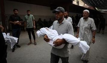 Soykırımcı İsrail'in kıtlığı dayattığı Gazze'de açlıktan ölenlerin sayısı artıyor