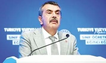 Bakan Tekin: Demode kalmamak için kendimizi revize etmemiz gerek