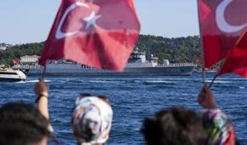 Bir karış toprak, bir damla su, bir nefes: "Mavi vatan"