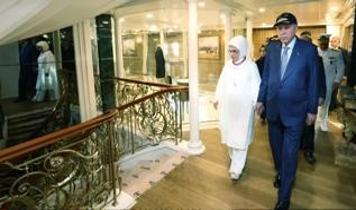 Cumhurbaşkanı Erdoğan ve eşi Emine Erdoğan Savarona yatını ziyaret etti
