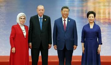 Emine Erdoğan'dan Çin Devlet Başkanı Şi'nin liderler onuruna verdiği yemeğe ilişkin paylaşım