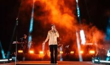 Çanakkale Kültür Yolu Festivali: Salman Tin'in enerjik performansıyla unutulmaz bir final!