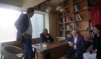 Gürsel Tekin masayı yumruklayarak yüzlerine vurdu: Ertan Yıldız'ı değil beni partiden atıyorlar