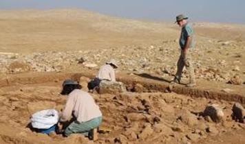 İngiliz arkeolog 30 yıldır Türkiye'de geçmişin izlerini sürüyor