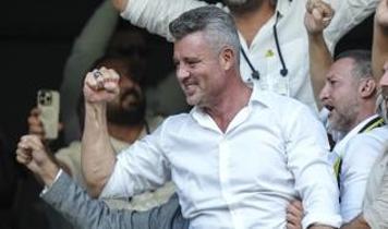 Ali Koç dönemi sona erdi... Fenerbahçe'nin yeni başkanı Sadettin Saran oldu