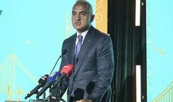 Bakan Ersoy: Müzikte telif gelirleri rekor kırdı