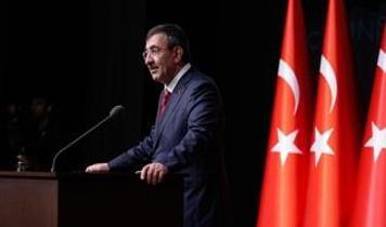 AYBÜ Hukuk Fakültesi'nden Hukuk ve Teknoloji Sempozyumu: Yeni ufuklara yolculuk