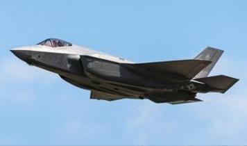 F-16'lar emekliye ayrılıyor: İlk F-35'ler resmen hava üssünde
