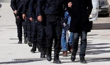 Şanlıurfa'da silah kaçakçılarına operasyon: Evden cephanelik çıktı