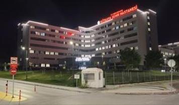 Kütahya'da gıda zehirlenmesi şüphesiyle 17 öğrenci hastaneye başvurdu