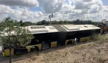 İETT otobüsü yoldan çıktı: Büyükçekmece'de faciaya ramak kala