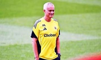 Mourinho'dan Fenerbahçe açıklaması! ''Bana işimi mi öğretiyorsunuz?''