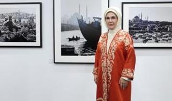 Emine Erdoğan, Ara Güler'in fotoğraflarından oluşan sergiyi ziyaret etti