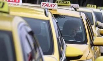 Atina'da taksiciler greve gitti