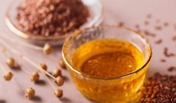 Demirin pası, menengicin yağını kullanın! Biri mideyi diğeri cilt lekelerini temizliyor