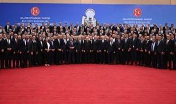 MHP lideri Bahçeli, partisinin belediye başkanlarıyla yemekte bir araya geldi