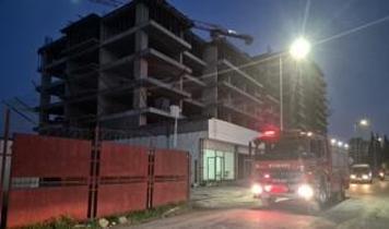 İnşaatta feci olay! Üzerine çelik kalıp düşen kişi yaşamını yitirdi