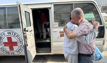 Filistinli esirlerin aileleriyle bir araya gelmesini engelleniyor