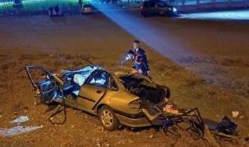 Batman'da tıra arkadan çarpan otomobildeki 2 çocuk öldü, sürücü yaralandı