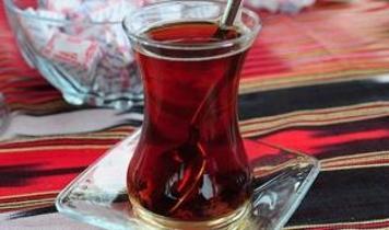 Siyah çay içenler dikkat! Bu etkileri kimse bilmiyor