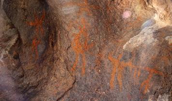 Kayseri'de insan figürlü kaya resimleri keşfedildi