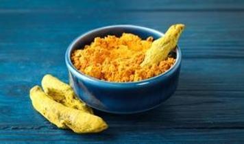 Zerdeçalı bu şekilde tüketenler dikkat! Yanlış zaman sağlığınızı etkileyebilir