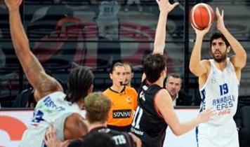 Anadolu Efes'e Burak Can Yıldızlı'dan kötü haber