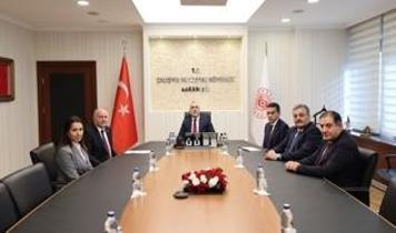 Bakan Işıkhan, Asgari Ücret Tespit Komisyonu'nda yer alan tarafları kabul etti