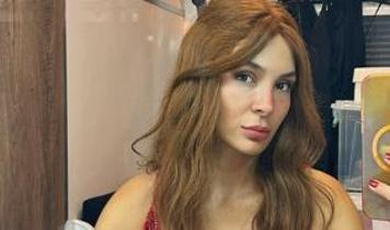 Ebru Şahin'in annesini gören aynı şeyi söylüyor... Bakan dönüp bir daha bakıyor